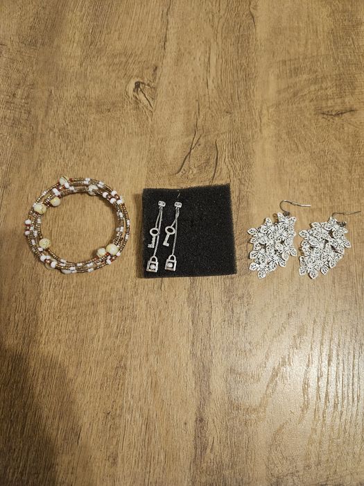 Бижутерия всё за 100 грн сережки браслет