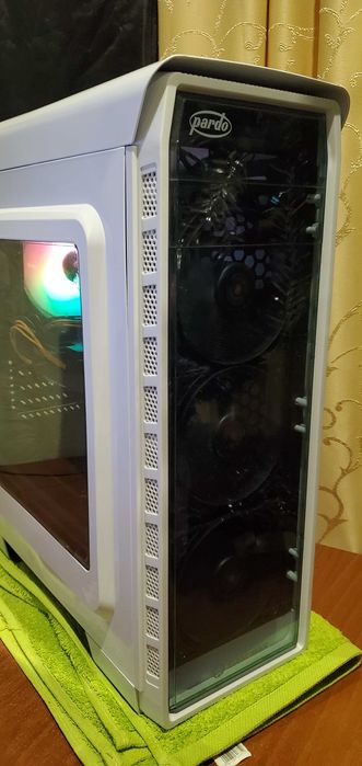 ПОТУЖНИЙ комп'ютер RX6650XT + Ryzen 5 5600X + 16GB ОЗУ + SSD и HDD