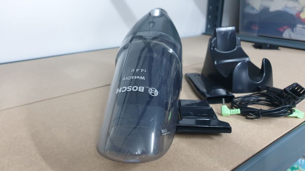 Aspirador pequeno Bosch