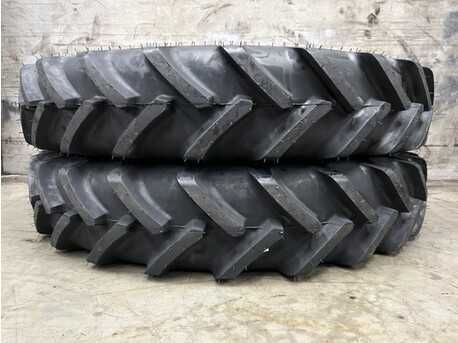 320//90 R42 147A8/147B Opona Galaxy (3024)