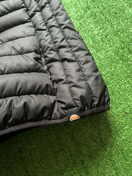 Дутая жилетка  Ellesse — Новая с бирками