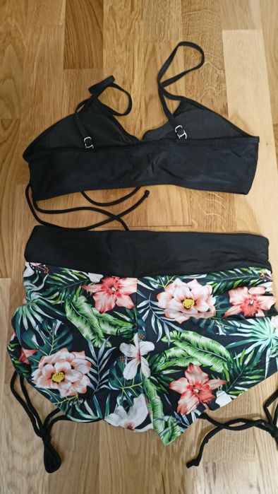 Nowy strój kąpielowy ze spodenkami 40/42