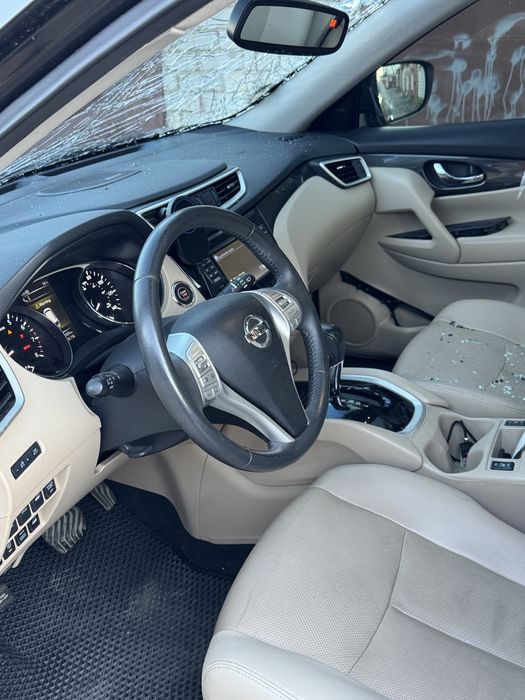 Продам Nissan Rogue