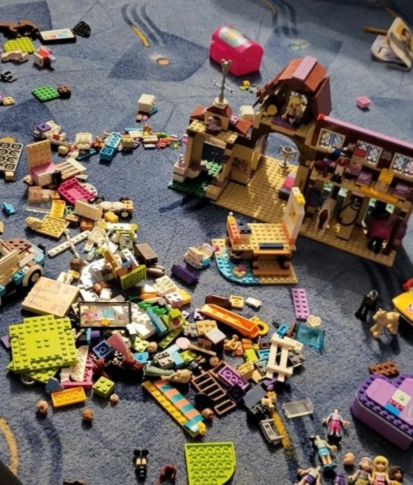 Zestaw mieszany lego friends stajnia