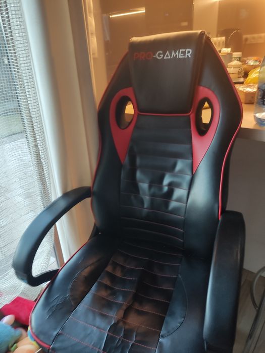 Fotel gamingowy  PRO-GAMER