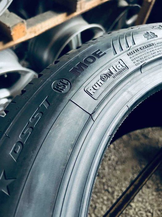 Шини Резина Зимові  225 55 17 Dunlop Sp WinterSport 4D RSC  4шт