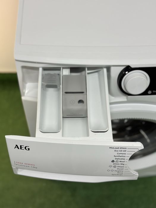 Нова модель! 2024! Пральна машина AEG 7000 Series ProSteam LR732G86W 8 кг 1600 об/хв