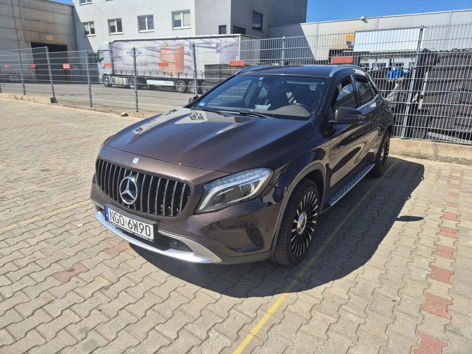 Mercedes-Benz GLA