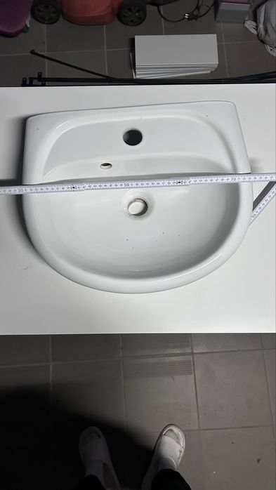Umywalka kieramiczna biała