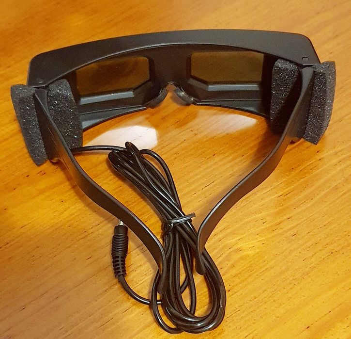Óculos Asus VR 100.