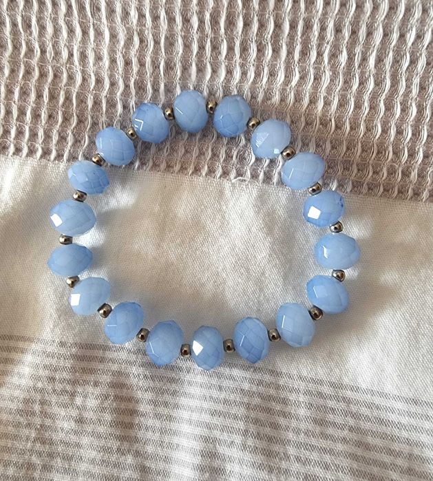 Pulseira com pedras azuis