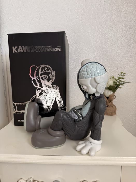 Boneco Kaws 30Cm