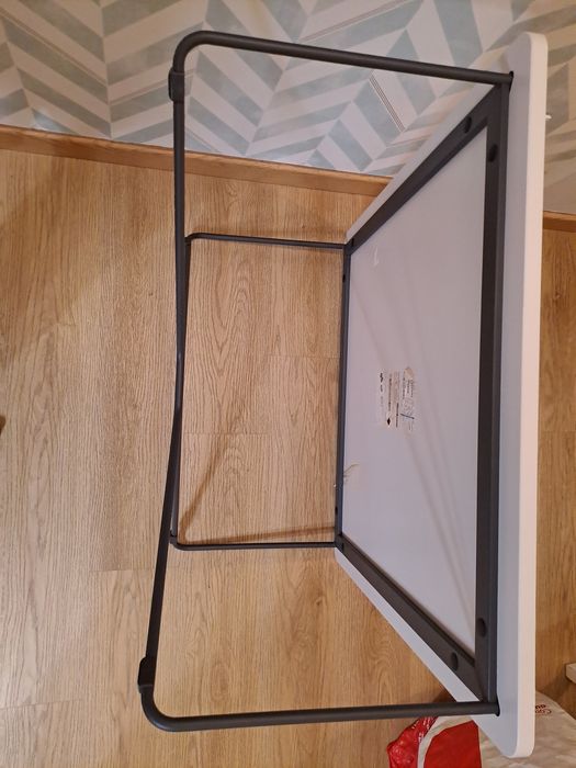 Mesa de centro branca - nova