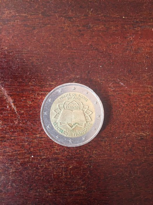 Moedas diferentes de 2 euros raras
