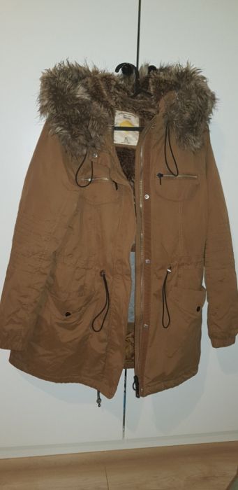 Super Parka carmel bershka L