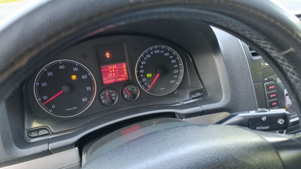 Срочно volkswagen jetta 2007 год на автоматі мотор 1.6 газ бензин