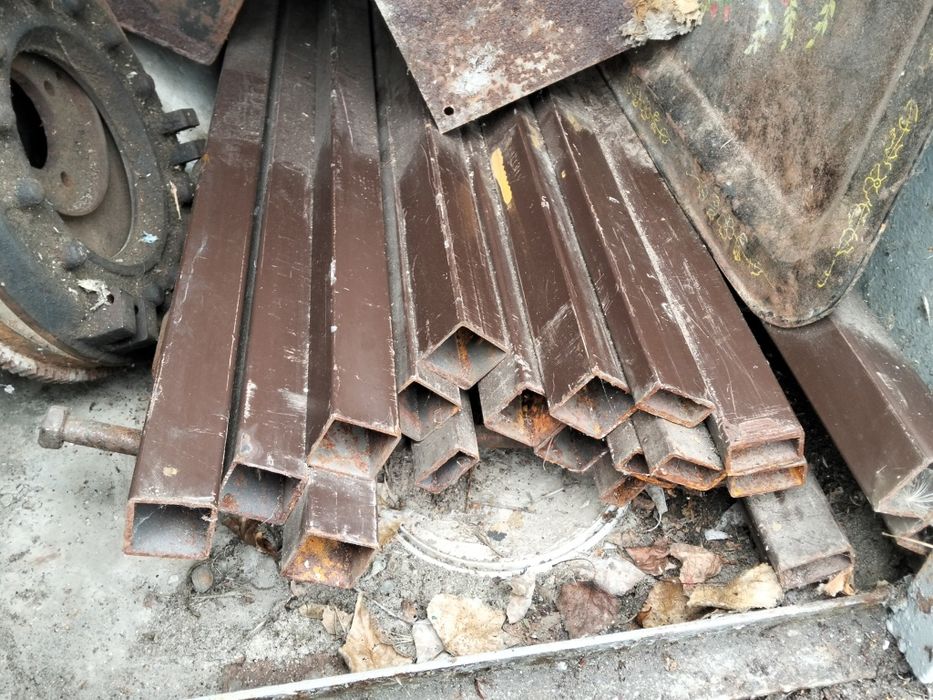 Труба металева профільна