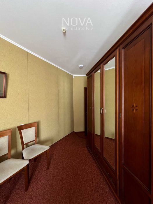 Продаж бізнесу у центрі Трускавця : готель, кафе, приміщення, ділянка