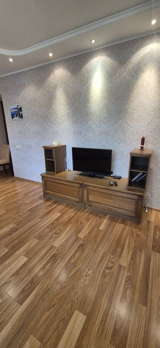 Продам 3-х комнатную, ул.Парковая,70м2, этаж газ