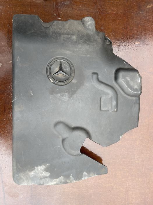 Pokrywa silnik mercedes sprinter 906 2.2 cdi 651.955