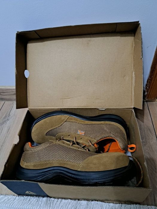 Робочі черевики, на весну,  літо і осінь))) нові за ціною вживаних