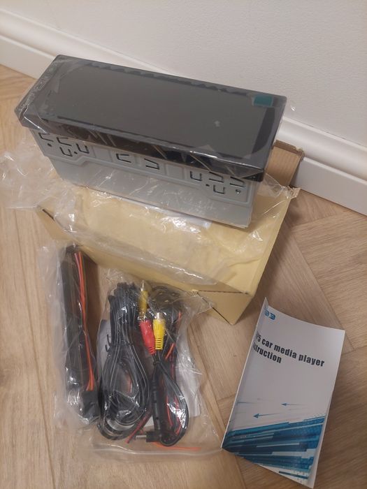 Radio samochodowe FI33 6886C 1-DIN android kamera  ekran dotykowy