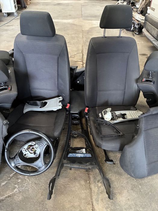 Conjunto de Bancos, volante, consola central bmw e87