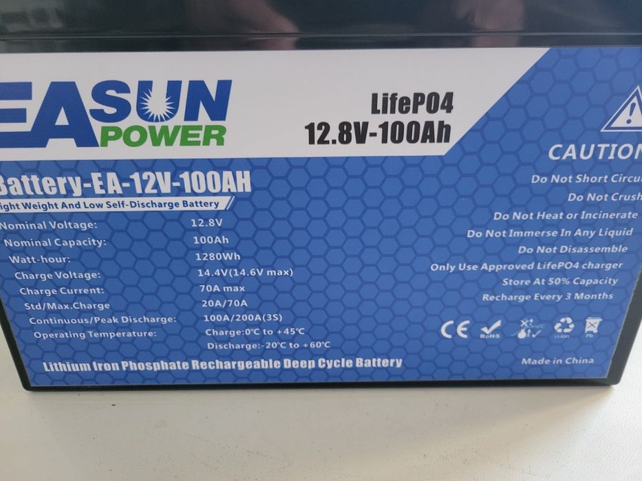 Bateria lifepo4 12 100Ah.