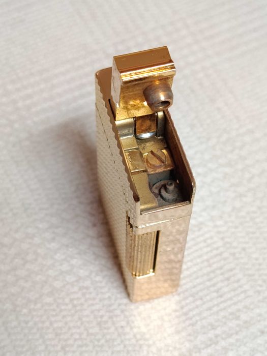 Isqueiro Dourado Rosetta 710