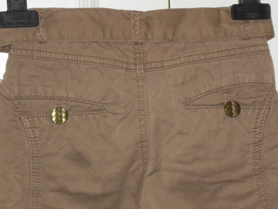 Calças meia-estação