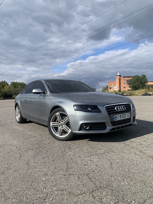 Продам Audi A4 B8 2009. 2.0 TDI