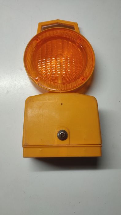 Luz de sinalização amarela