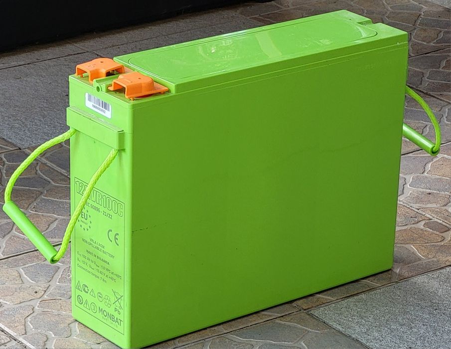 Акумуляторні батареї для ДБЖ Monbat 100A 12V