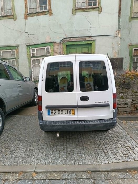 carrinha opel combo 1700