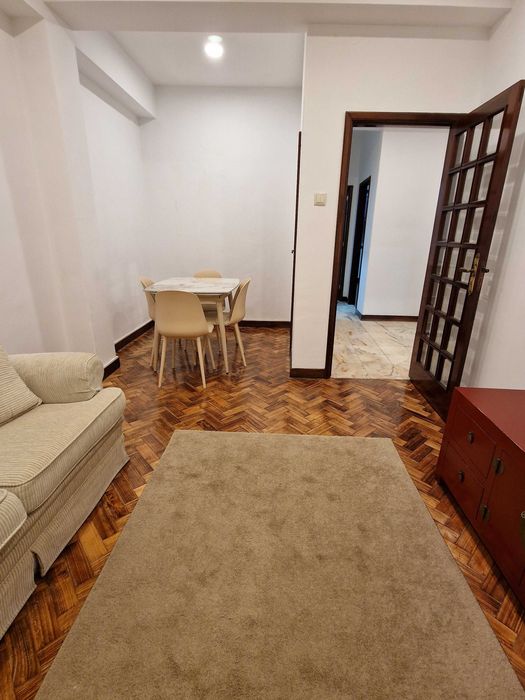 T2 Casa Música - Junto ao Metro