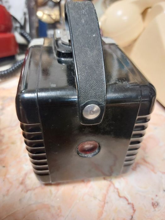 Câmara Kodak Brownie Flash, a funcionar 

É um modelo de câmara d