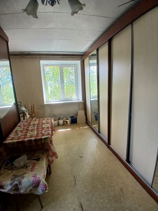 Продаж 2-х кімнатної квартири+ земельна  ділянка.Бородянка.