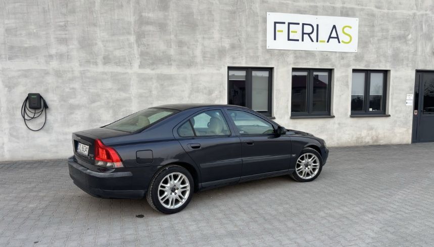 VOLVO S60   2.4дизель автомат для військових,  без  предоплати