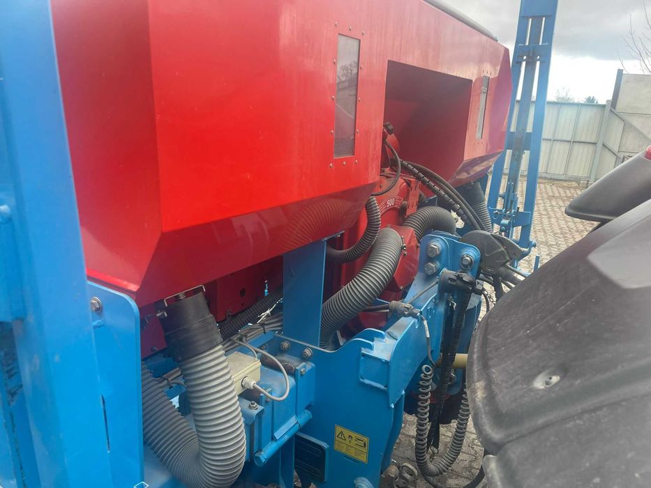 Monosem NG PLUS  siewnik do kukurydzy