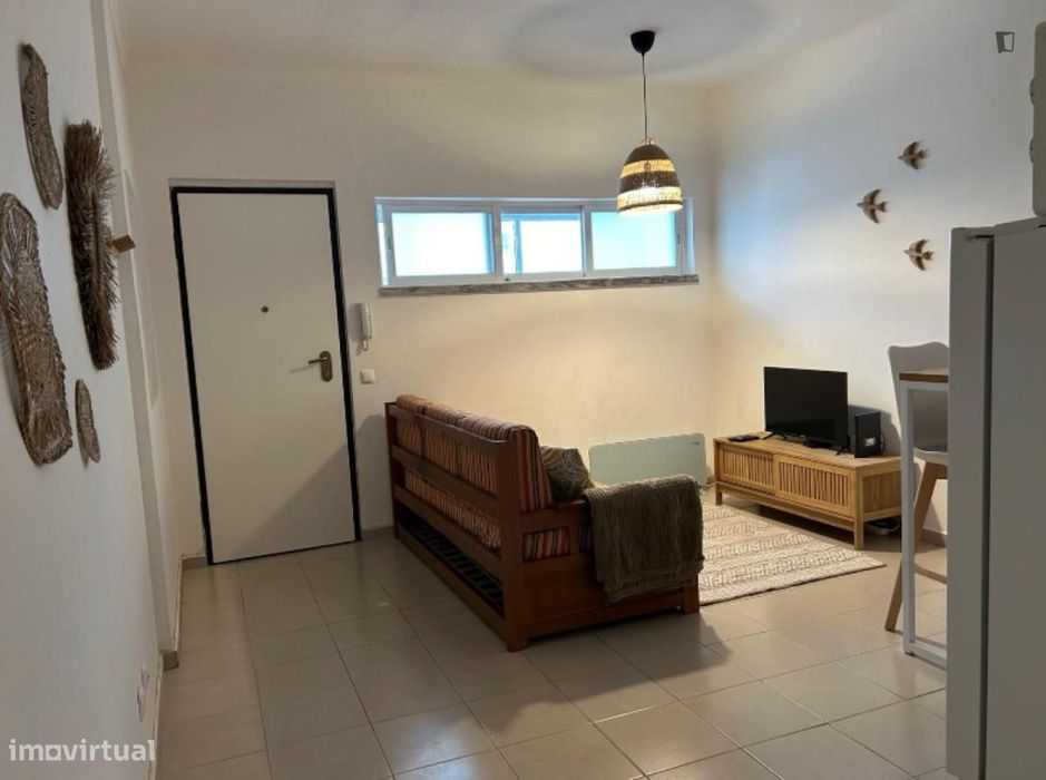 Apartamento com 1 quartos - localizado em Paço de Arcos Lisbon