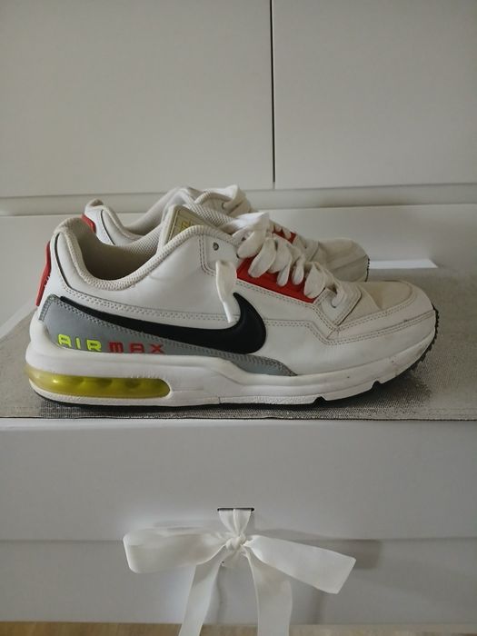 Wygodne adidasy Nike Air r.42.5