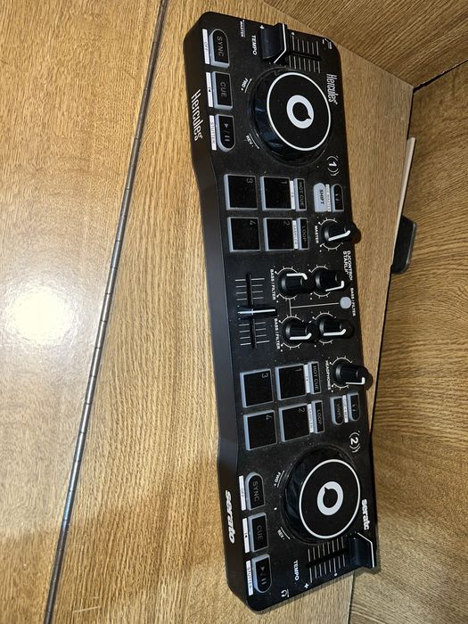 Vendo a minha mesa antiga de DJ