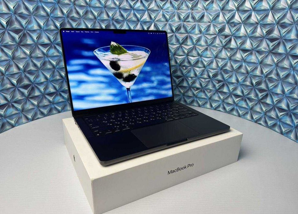 【ほぼ未使用品】MacBookPro14インチ（Late 2023M3 Pro 66c9a1fc39dc2-2024-08-24-12-03