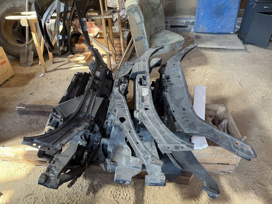 Телевізори на ауді а6с5,гольф 5+,пасат б6,касери радіаторів ауді а6с5