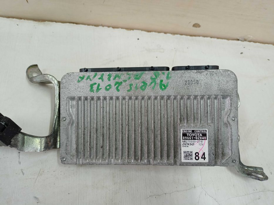 Toyota Auris 2 II sterownik silnika komputer ECU 1.6 benzyna oryginał