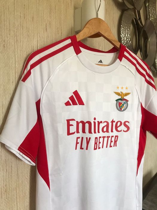 Camisola do SLB época 25/26