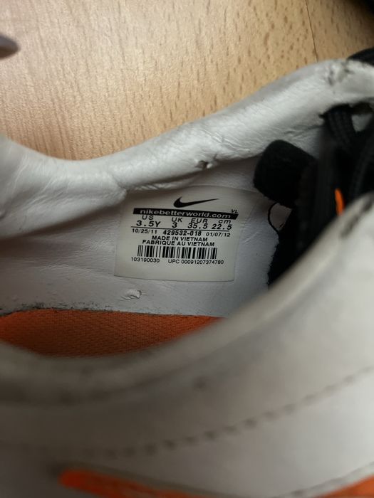 Футбольні сороконожки в хорошому стані