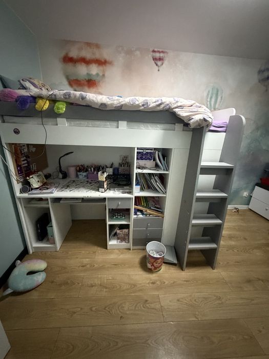 Łóżko antresola 90×200 + biurko + szafa + regały