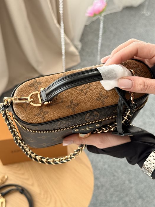Сумка Louis Vuitton Vanity Monogram Canvas