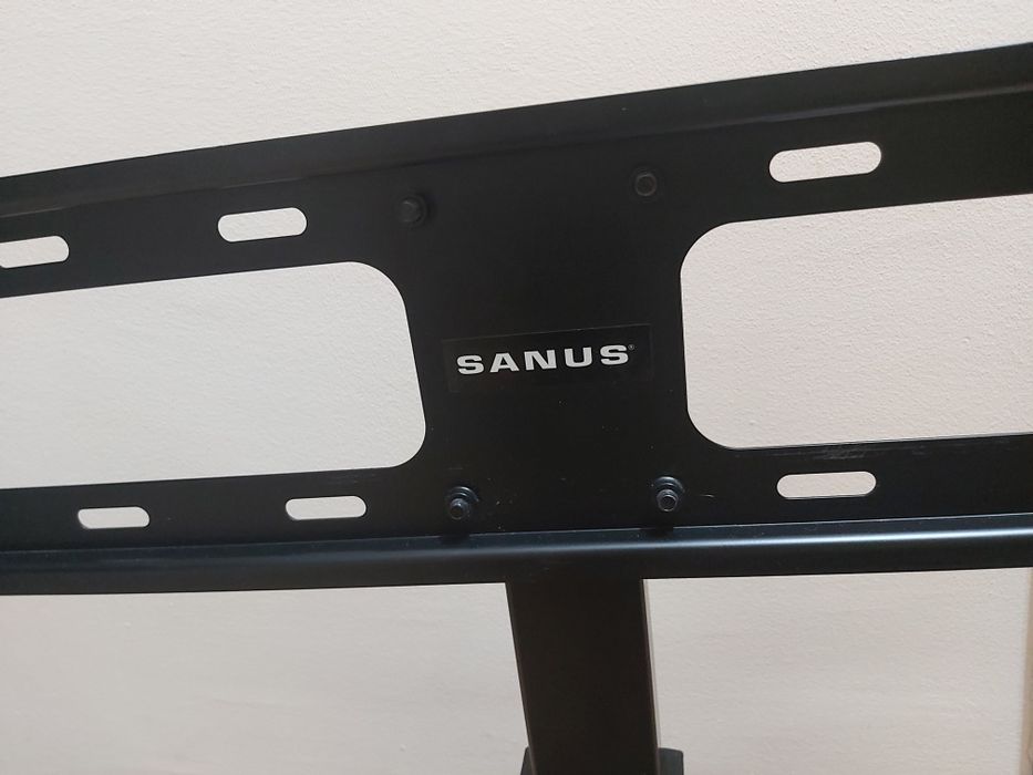 Suporte Tv  Universal (32" a 60" e 27kg)